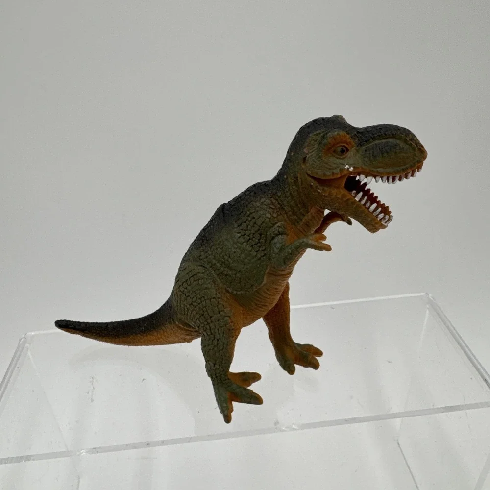 Dinosaur Plastic Toy Lot of  5.  Cake Topper‎ Figures. Toys.